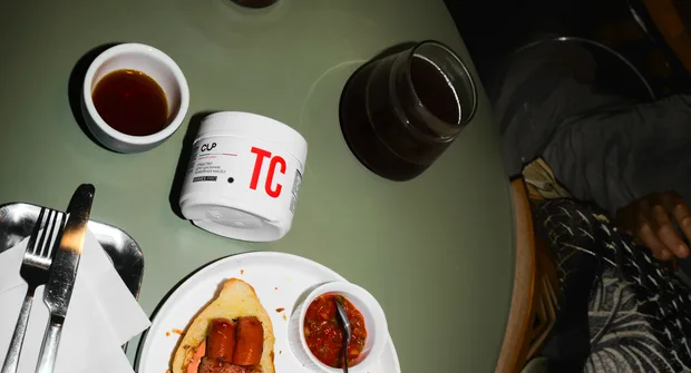 Продукт бренда CUP в интерьерной съёмке